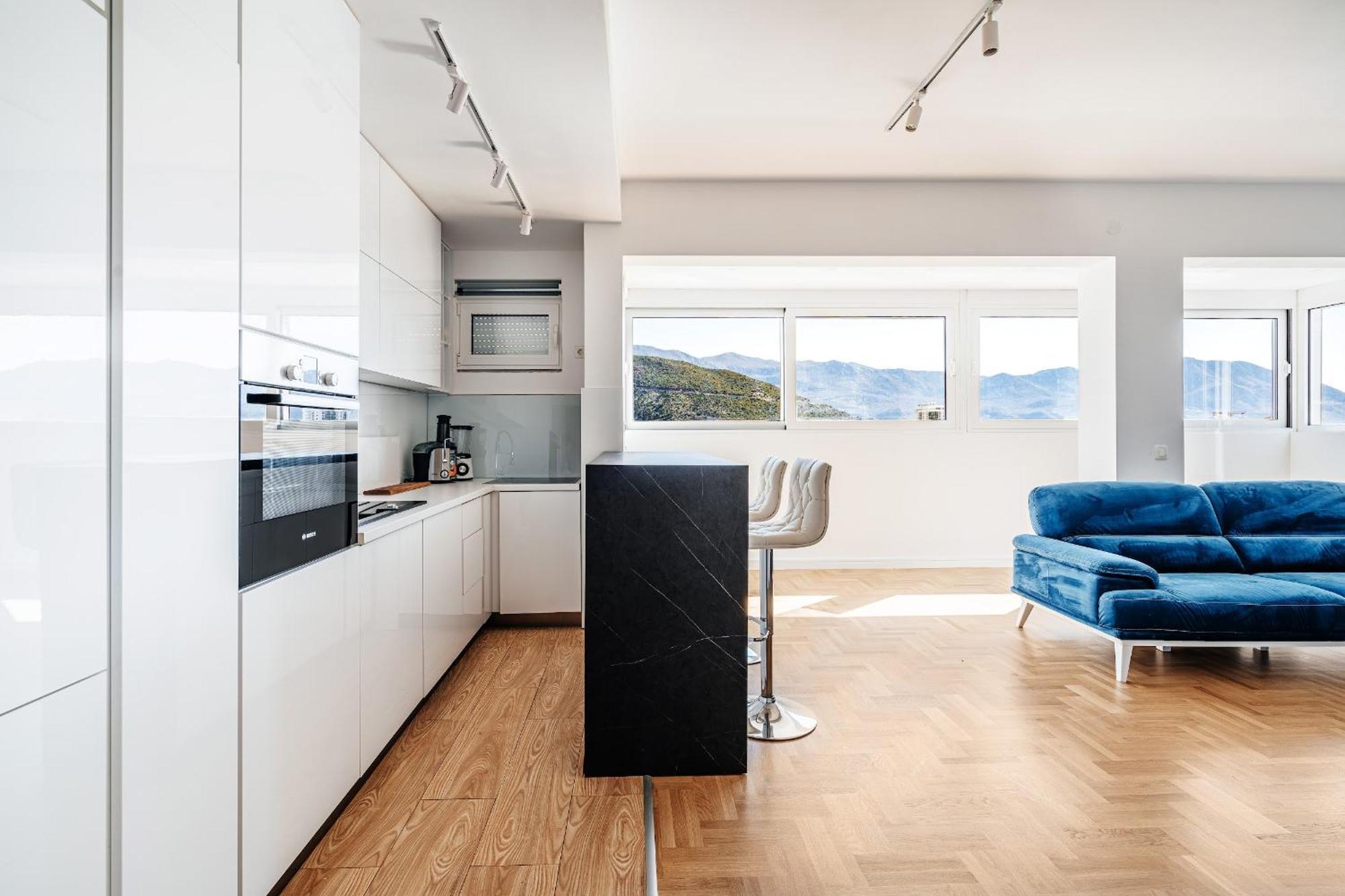 Hanalux Apartment *